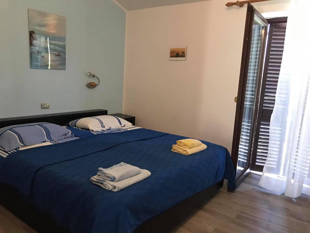 Draga Rooms Njivice Luaran gambar