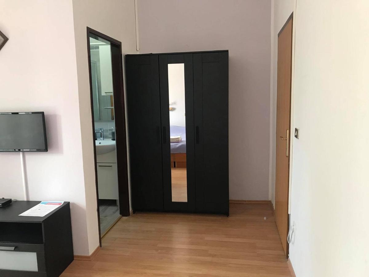 Draga Rooms Njivice Luaran gambar