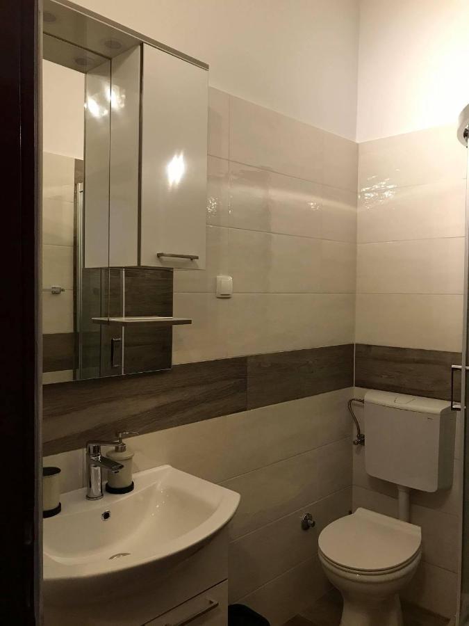Draga Rooms Njivice Luaran gambar