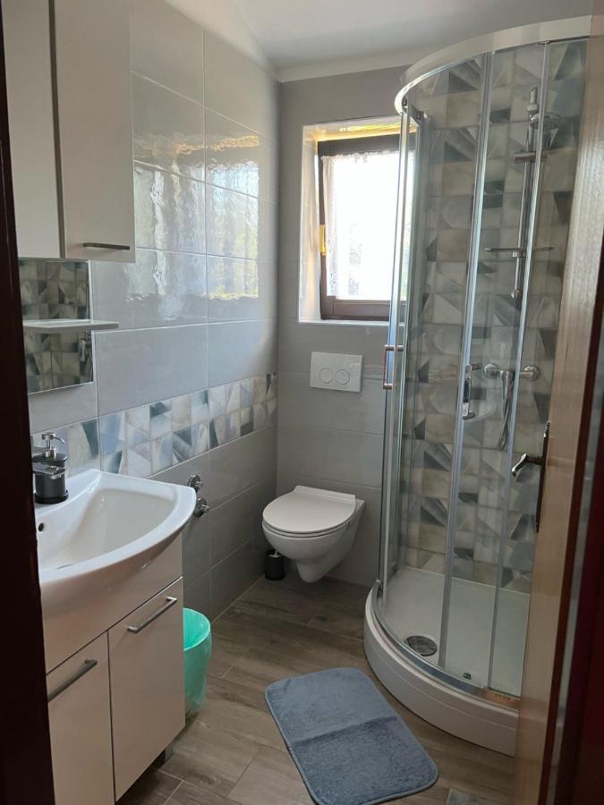 Draga Rooms Njivice Luaran gambar
