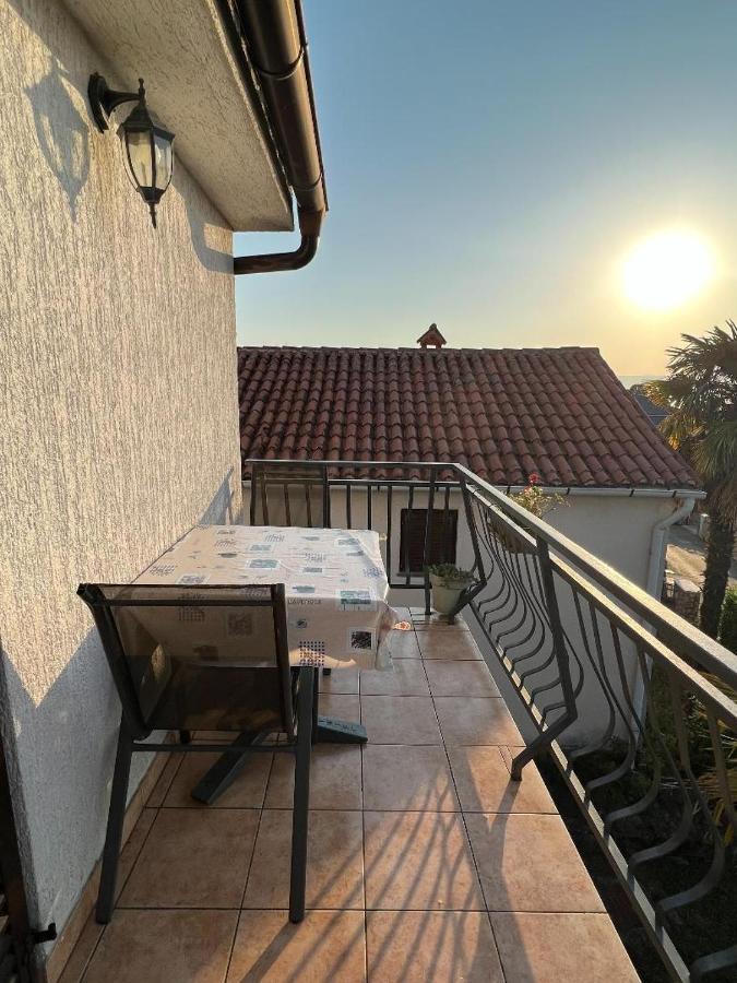 Draga Rooms Njivice Luaran gambar